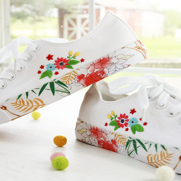 embroidery digitizing logo on shoe design